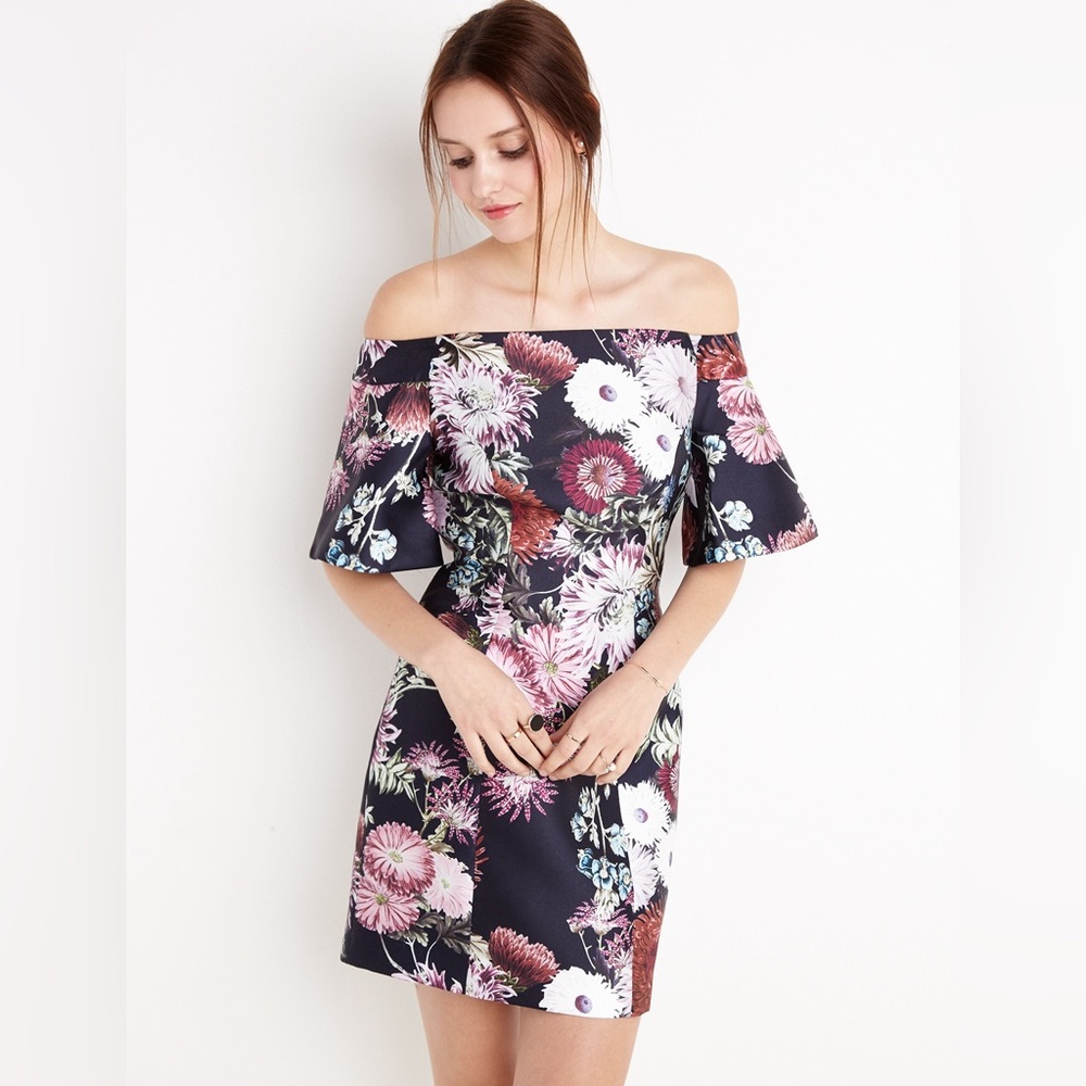 Keepsake the label stand still dress